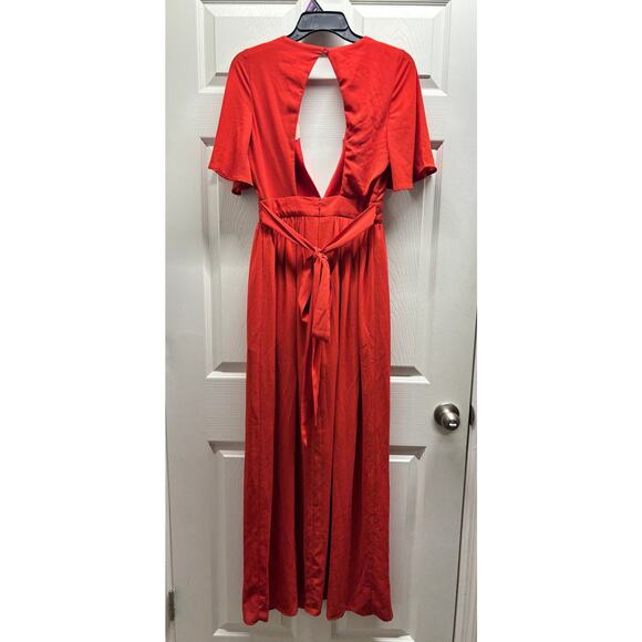NWT GB Gianni Bini Women's Size Small Red Plunge Deep V-Neck Overskirt Romper - Picture 3 of 8